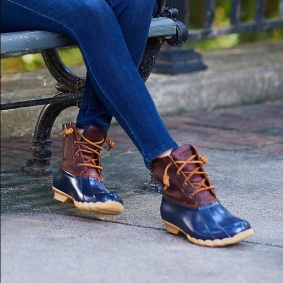 💙SPERRY Top-Sider Saltwater Duck Boot - Picture 1 of 11